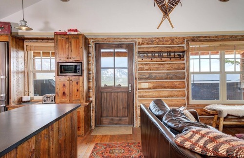 Big Sky Cabin | 9 Cabin Hollow (2-Bedroom Home) with Mountain view by Moonlight Basin Lodging