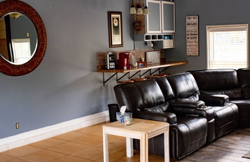 Mishawaka House | 9 Miles to Notre Dame! Sleeps 9, Open Concept House with TONS of sitting areas!