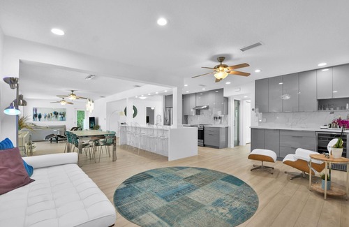 Delray Beach House | 943 Managed by Brampton Park