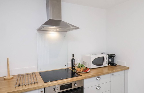 Guisborough Cottage | 96 CHURCH STREET, pet friendly, luxury holiday cottage in Guisborough