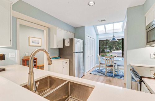 Palmetto Dunes Villa | 972 Inverness Villa Golf Views, Pool & Tennis