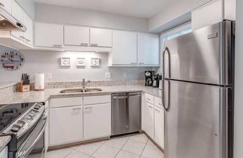 Isle of Palms Condo | 9B Mariners Walk, Wild Dunes