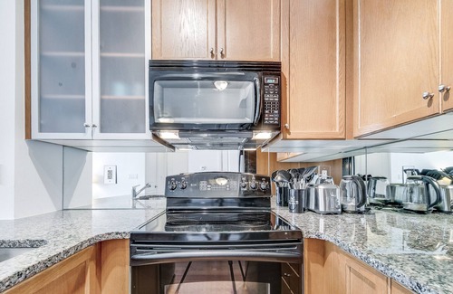 Yorkville Apartment | 9th Floor Suite Yorkville