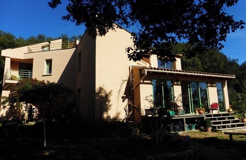 Vers-Pont-du-Gard House | A 2 PAS DU Pont DU Gard