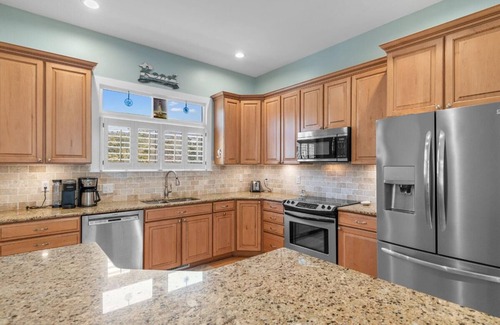 Litchfield by the Sea House | A 4 Bedroom House in Gated Litchfield By the Sea