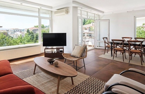 Bebek Apartment | A bright spacious unique home in the heart of Bebek
