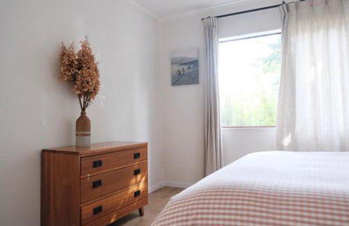 Dyerville House | A cabin with a big view, comfort and tranquility, close to vines