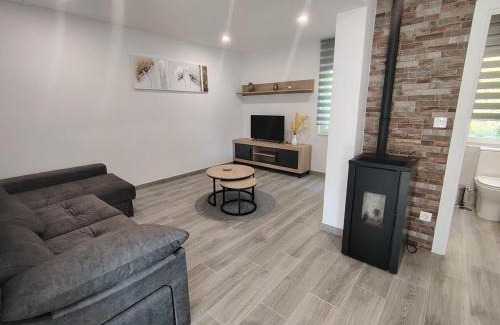 Cee House | A Casa Pequena INCostadaMorte