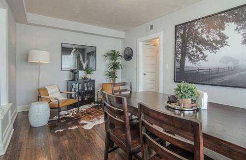 Hanover Place Apartment | A Charming 2bed/1bath!