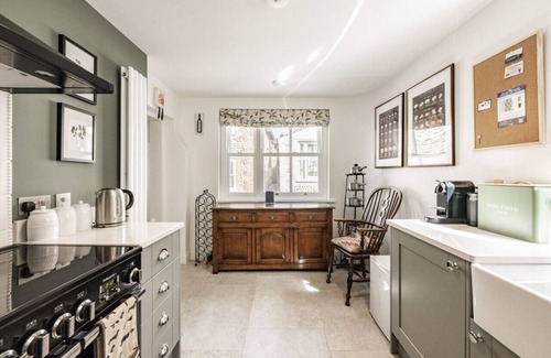 Holt Cottage | A charming former fishermans cottage