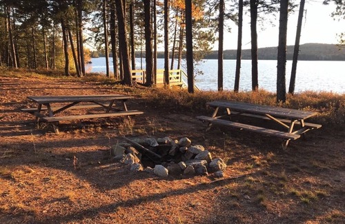 Beddington Cabin | A classic Maine cabin for a taste of camp living in any season!