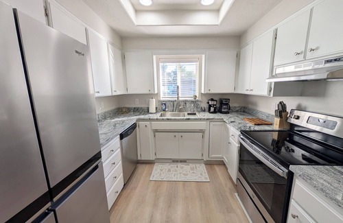 Medford House | A Clean, Comfortable, and Cozy home, centrally located for your enjoyment.