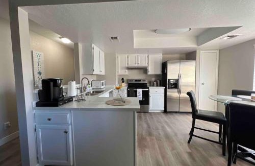 Sunrise Manor Apartment | A comfortable space