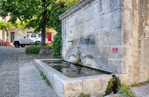 Saint-Etienne-les-Orgues Apartment | A cosy, atypical stay in Provence