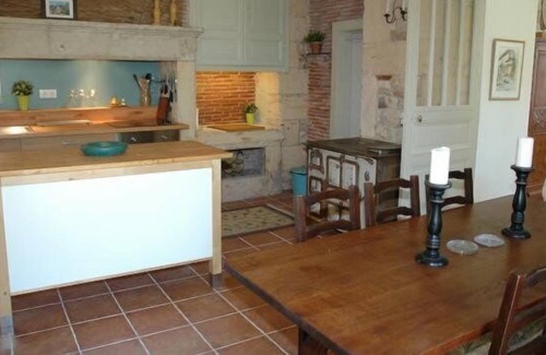 Le Bugue House | A cosy little pied-à-terre ideal for a couple, all amenities on walking distance.