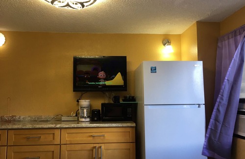 Waikiki Apartment | A Cozy and Romantic Studio at Heart of Waikiki