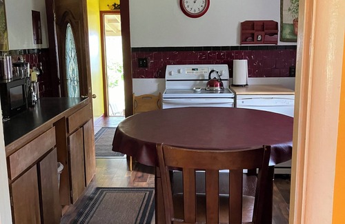 Bigfork Cottage | A cozy three bedroom Cottage near Flathead Lake