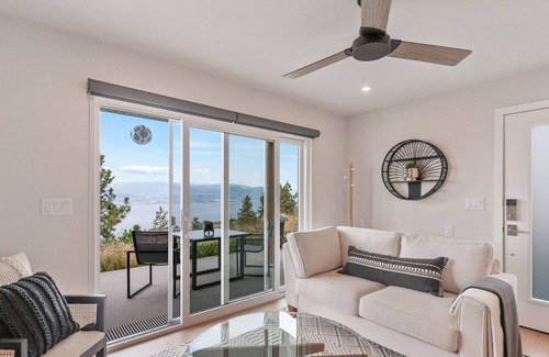Okanagan-Similkameen Apartment | A cyclist, nature lover, or wine-connoisseur's ultimate dream location!!
