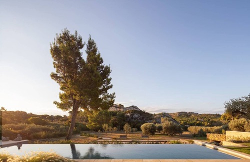 Paradou House | A delightful property in the Alpilles area – Sleeps 8