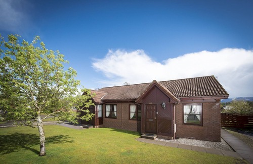 Aviemore House | A delightfully cosy Highland retreat with 4 star quality, comfort and style for 4-6 guests.