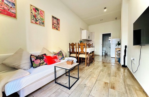 Triana Apartment | A DIFFERENT SPACE IN TRIANA