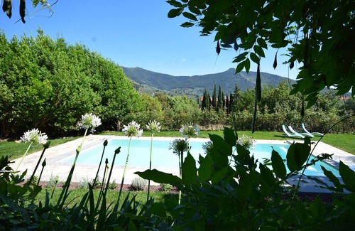 Calci Other | A double bedroom ideal for a pleasant stay