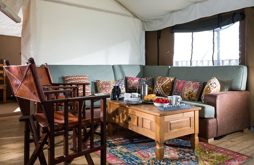 Preston Cottage | A double marketed - gh lead that sleeps 6 guests in 3 bedrooms