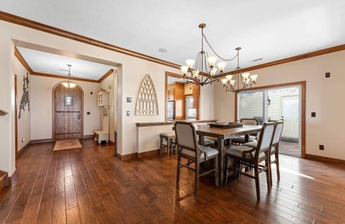Kimberling City House | A Dream Getaway: Sunset Sanctuary Table Rock Lake