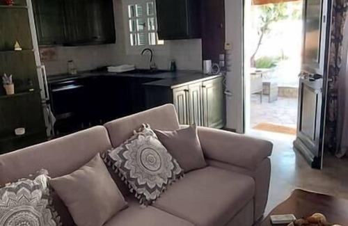 Corfu Town House | a flower house in Corfu close to beach and town