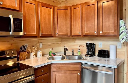 Stanton Cabin | A-Frame Cabin | Hot Tub | Bluff Views | RRG