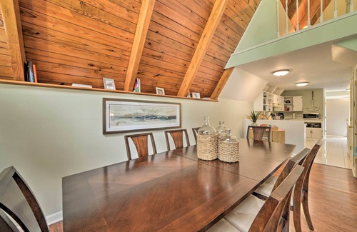 Benton House | A-Frame Cabin w/Hot Tub, Walk to Kentucky Lake!