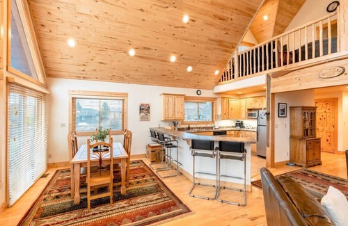 Grand Lake Cabin | A-Frame Cabin w/Views of Lake!