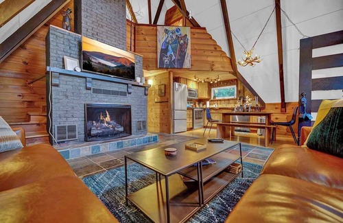 Beech Mountain Cabin | A-Frame Ski-In/Out Hot Tub Game Room, Walk to Town