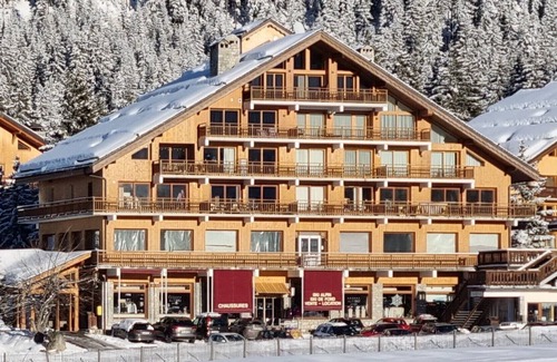 Meribel Apartment | A fully renovated premium apartment with a dream view in Meribel Altiport,France