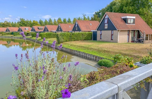 Heinkenszand House | A fun and relaxing vacation in beautiful surroundings with many activities awaits you in Zeeland.