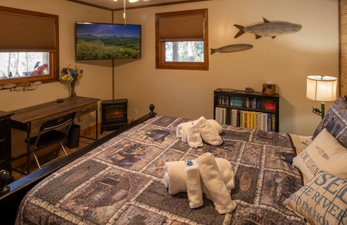 Banner Elk Cottage | A Fun Cabin Retreat Close to Grandfather Mountain