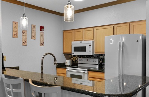 Sheboygan Condo | A Glorious Getaway Sheboygan - LUX Lake Condo