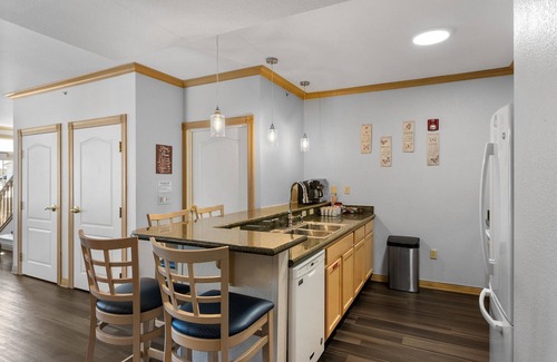 Sheboygan Condo | A Glorious Getaway Sheboygan - LUX Lake Condo