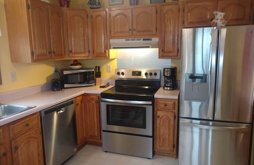 Colington House | A Great Bargin, Pet Friendly. Two & half blocks from the beach.