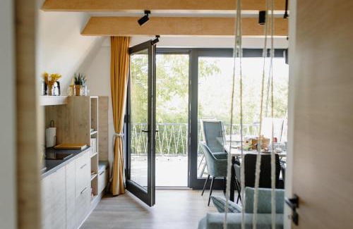 Nagymaros House | A Hely Ahol