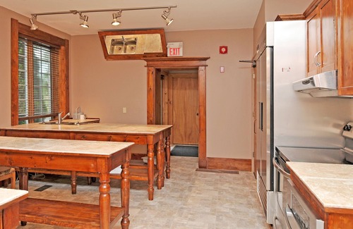 Fenelon Falls Cabin | A Historic, Luxurious, Waterfront Log Mansion