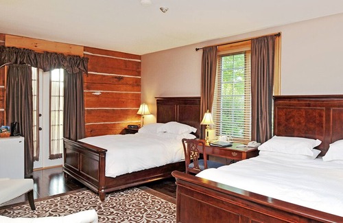 Fenelon Falls Cabin | A Historic, Luxurious, Waterfront Log Mansion