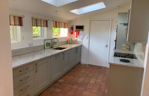 Newport House | A homely retreat in the heart of Newport