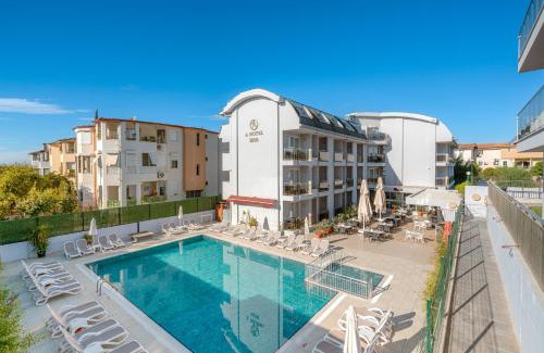 Side Hotel | A Hotel Side