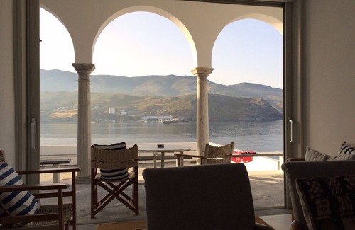 Andros Town Villa | A House on the Rocks