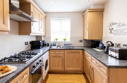 Warrington Apartment | A Jungle in Houston, Warrington, Great Sankey