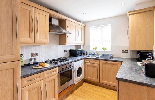 Warrington Apartment | A Jungle in Houston, Warrington, Great Sankey