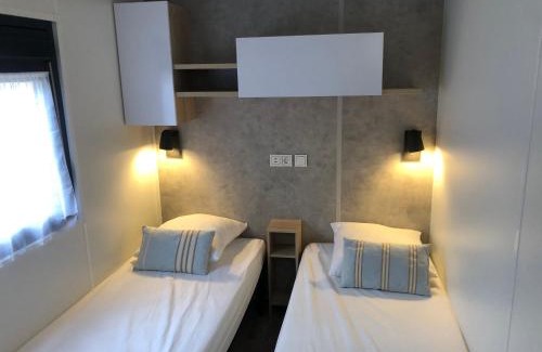 Saint-Julien-en-Born Other | A l ombre des pins 40 Mobil home 211
