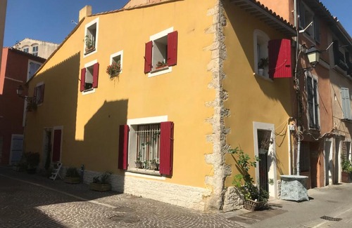 Martigues Apartment | A la venise provençale