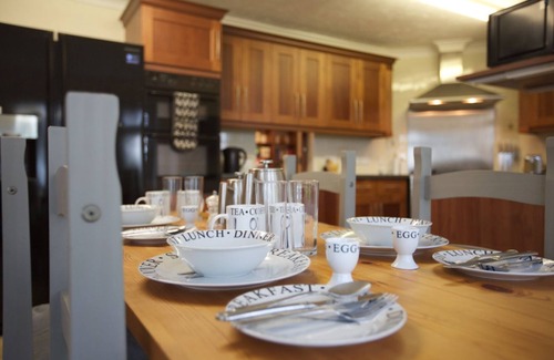 Saint Columb Major House | A large family home that sleeps 9 guests in 5 bedrooms